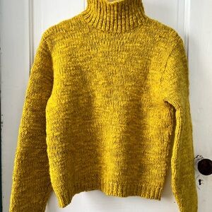 100% Wool Puritan Mustard Chunky Knit Turtleneck Sweater
